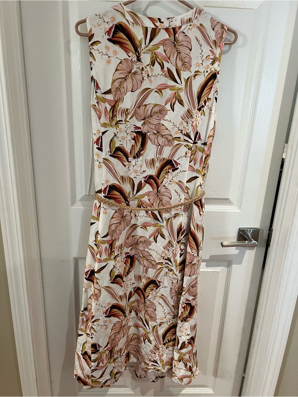 Aura Sleeveless Tropical Leaf Midi Dress in Cream, Blush and Olive